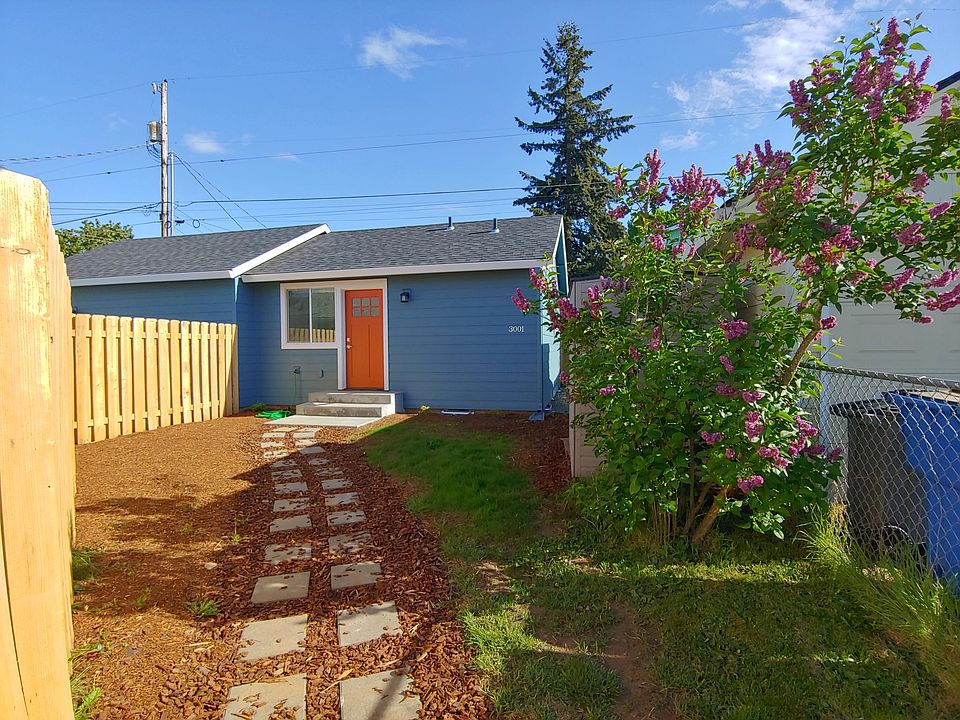 1st image of 3001 E 25th St