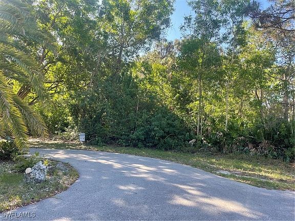 4th image of 4420 Lake Heather Cir