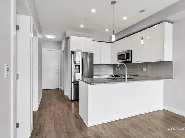 20696 Eastleigh Cres #210, Langley, BC V3A 0M3