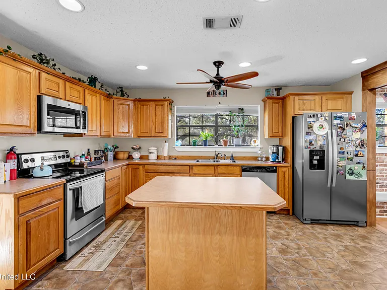 11340 County Farm Rd — Photo 13