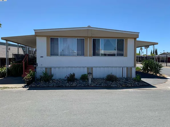 241 Aria Dr #8, Martinez, CA 94553