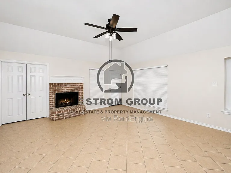 1257 Christopher Ln — Photo 5
