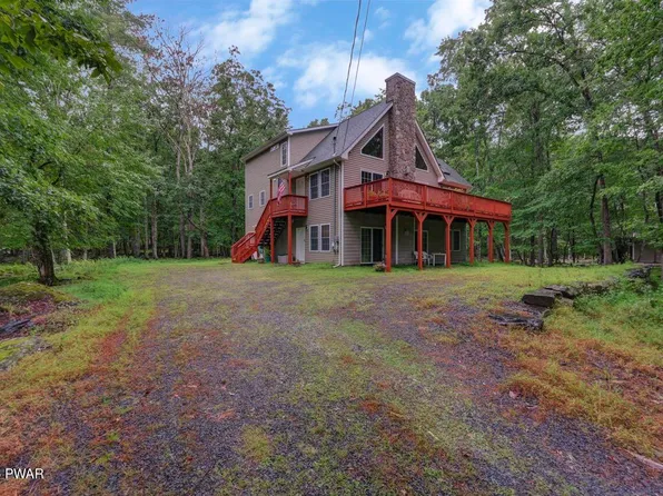 284 Falling Waters Blvd, Lackawaxen, PA 18435