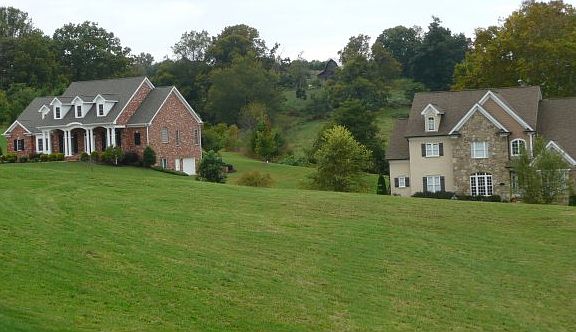 4th image of 610 Magnolia Ridge Dr