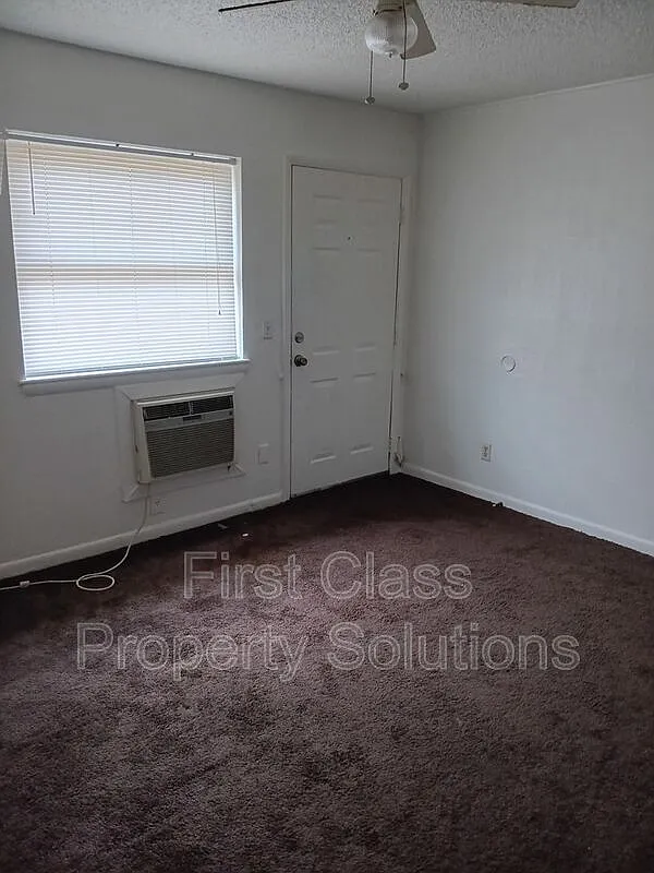 1 bed, 1.0 bath, 750 sqft, $725 — Photo 3