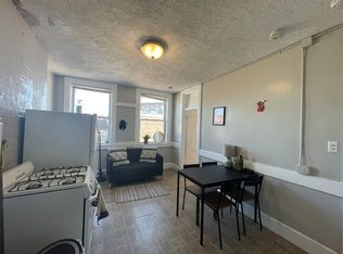 161 Endicott St #5R, Boston, MA 02113