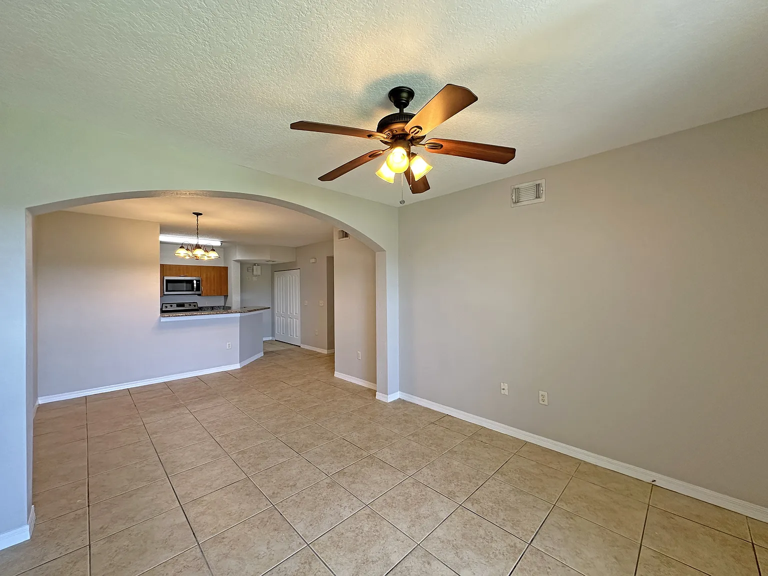 158 SW Peacock Blvd — Photo 4