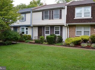 345 James St, Falls Church, VA 22046