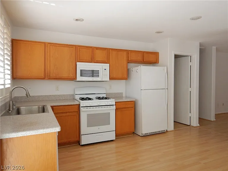 693 Salt Flats Cir — Photo 9