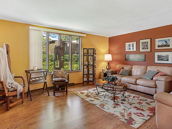 4th image of 805 S Despelder St APT 21