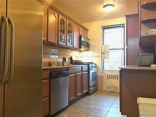 Sold by Douglas Elliman | media 23