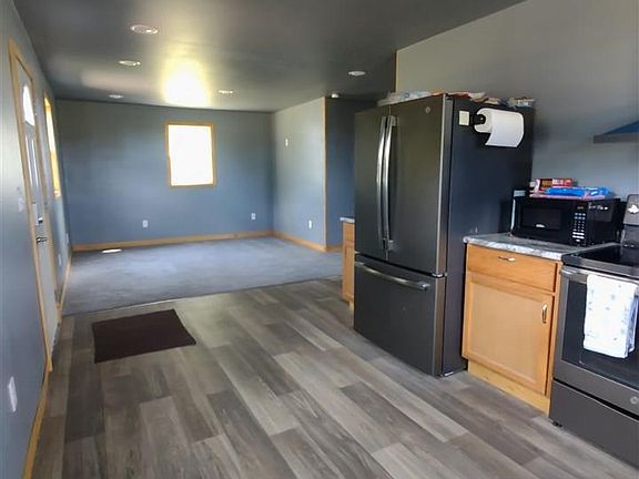 5th image of 515 W Main St