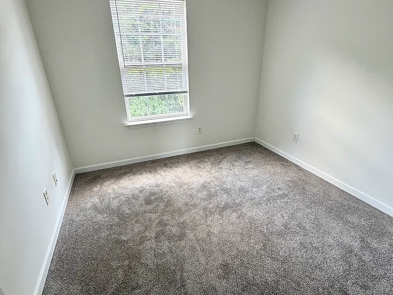 2356 Grovers Mill Ct SE — Photo 6