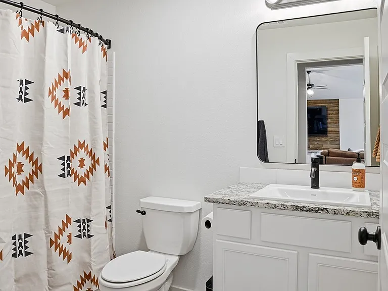 6237 Poppy Dr — Photo 17