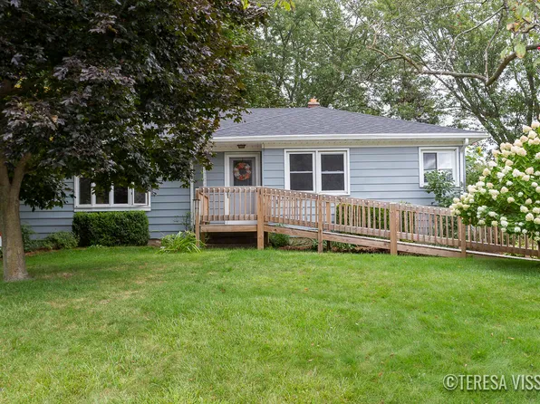 6720 Andale Ave SW, Grand Rapids, MI 49548