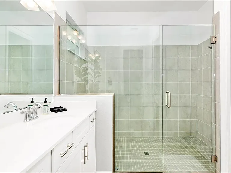 12733 Tulum Loop — Photo 36