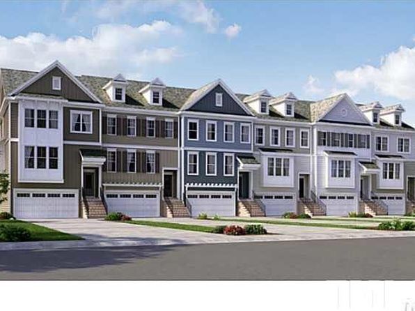 725 Edgewater Ridge Ct