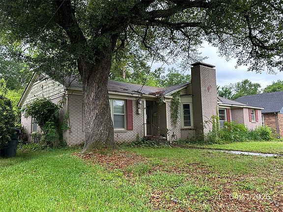 2nd image of 1314 S Azalea Dr