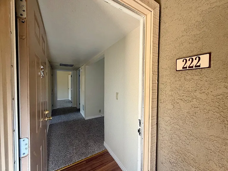 5281 River Glen Dr #222 — Photo 20