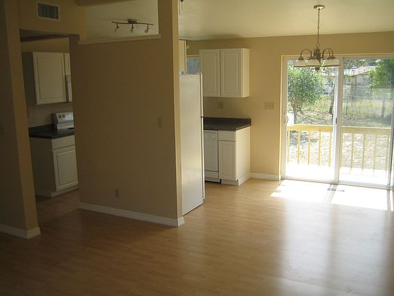 3rd image of 228 Babson Dr
