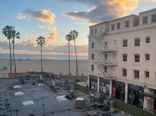 14 Westminster Ave, Venice, CA 90291