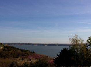 3120 Driftwood Dr, Manhattan, KS 66503