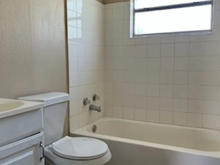 522 Washington Ave #1 — Photo 7