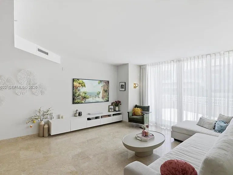 801 Brickell Key Blvd #409 — Photo 14