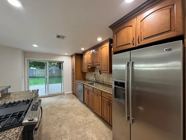 26 Fox Ln — Photo 3