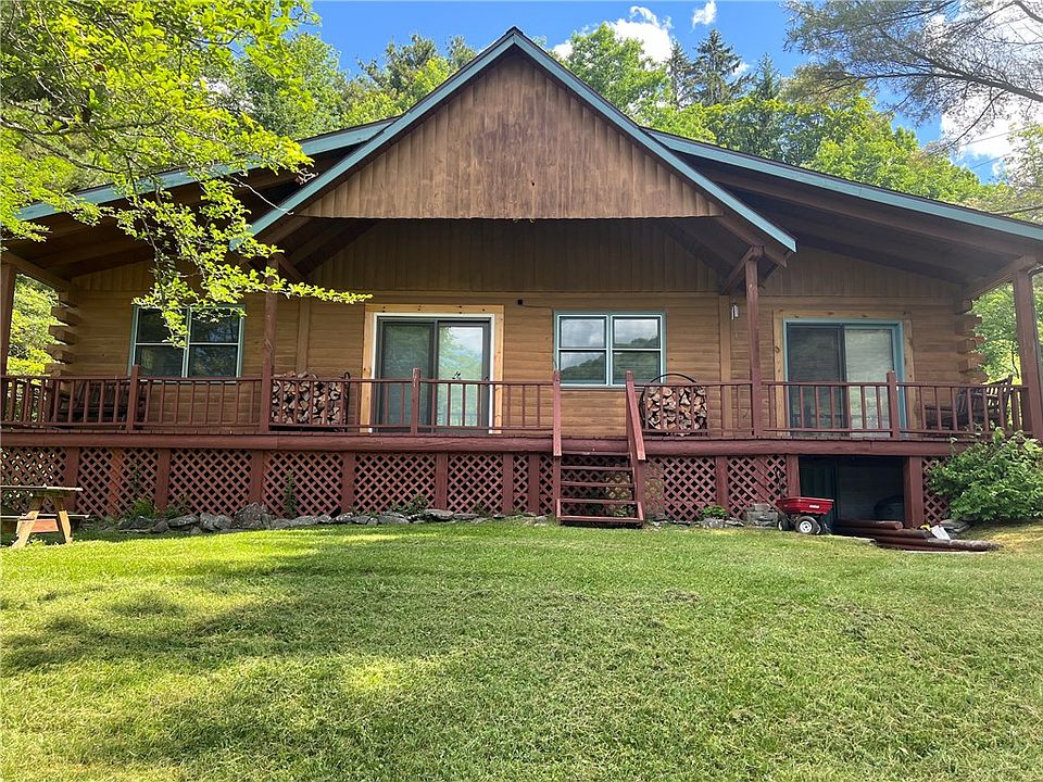 1st image of 326 Silver Lake Rd