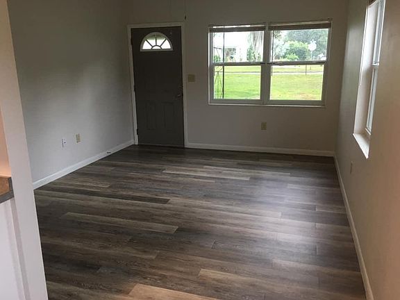 4th image of 13515 10th St