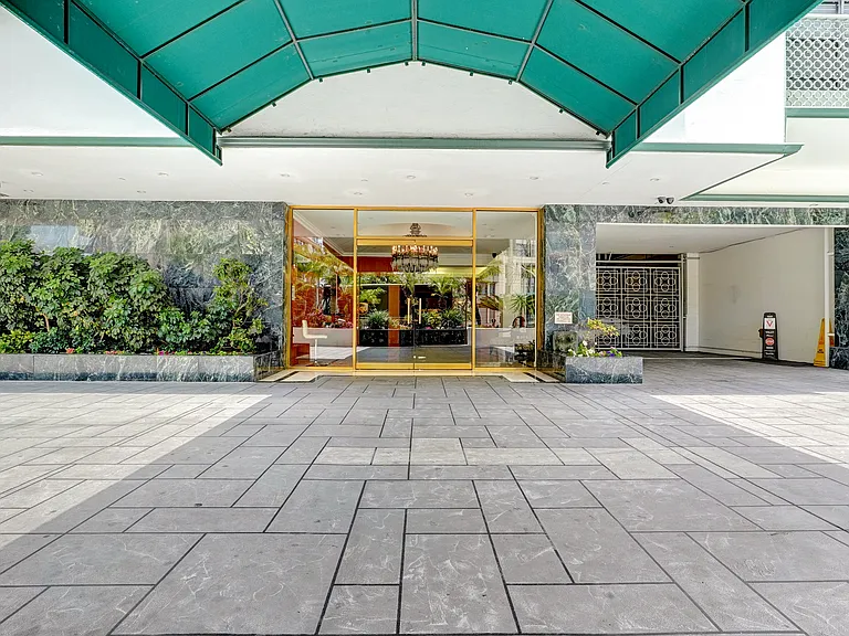 10787 Wilshire Blvd #802 — Photo 4