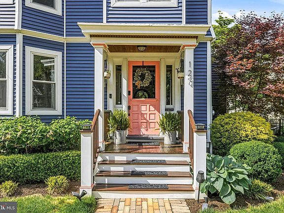 4th image of 127 Mountwell Ave