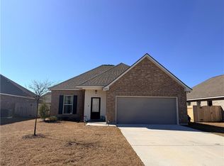 75473 Victoria Dr, Covington, LA 70435