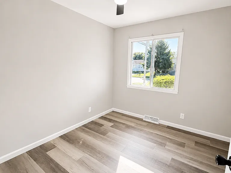 8608 16th Ave — Photo 5