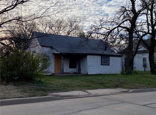 912 N Washington Ave, Elk City, OK 73644