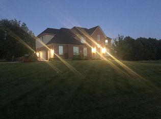 9902 Meadow View Ct, Northville, MI 48167