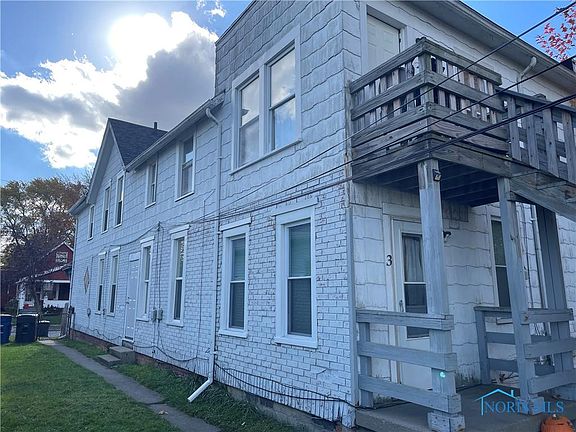 5th image of 1120 Gordon St