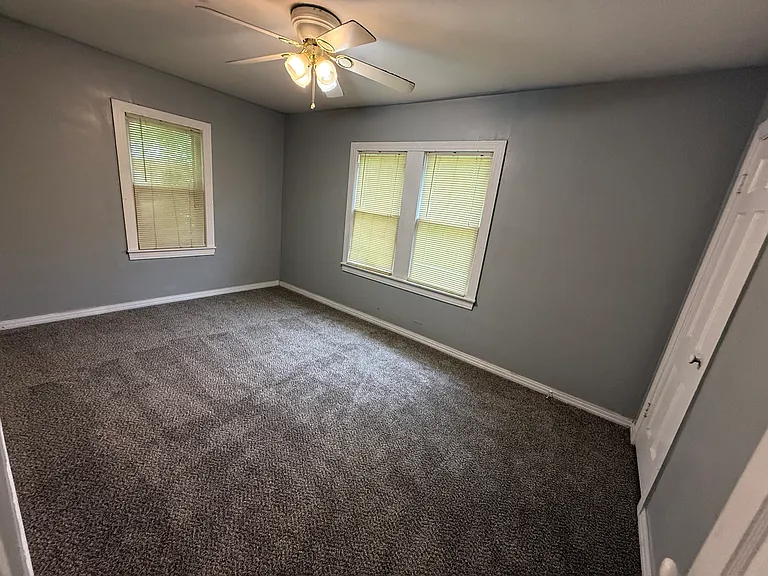 1712 Monroe St — Photo 12