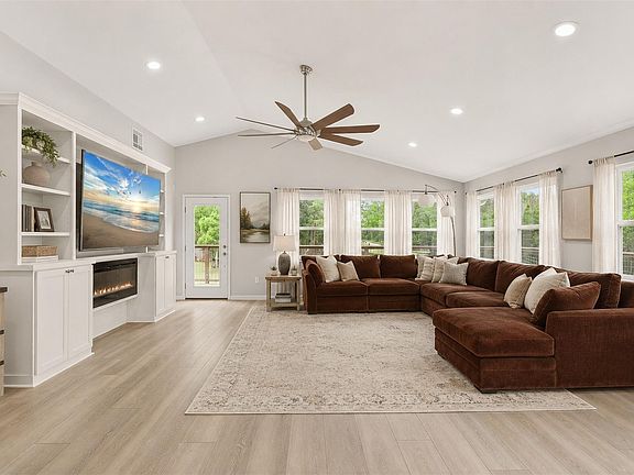 4th image of 6310 Wickwillow Ln