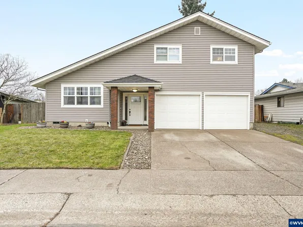 2117 29th Ave SE, Albany, OR 97322