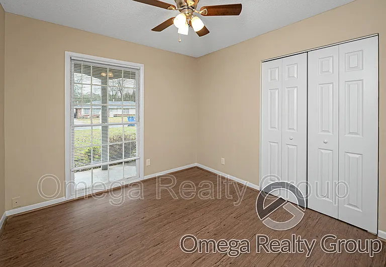 1265 Adell St — Photo 30