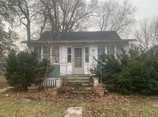 310 E Orchard St, Forrest, IL 61741