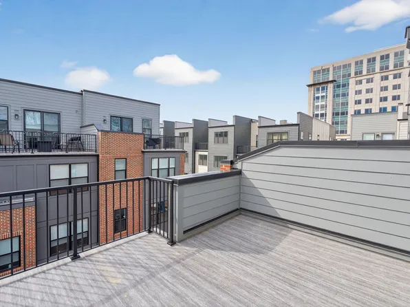 4973 Lachlan Mews, Alexandria, VA 22304