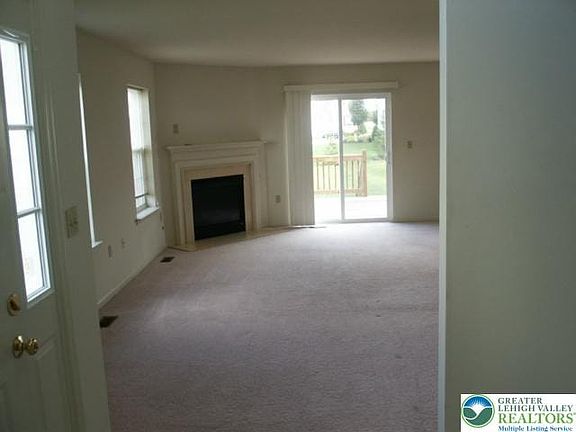 5th image of 3626 Clauss Dr