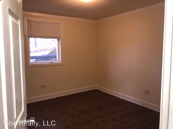 5th image of 120 Arbor Loop APT 4
