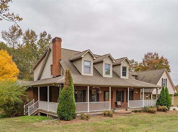 2nd image of 1529 Wd Hattie Ln