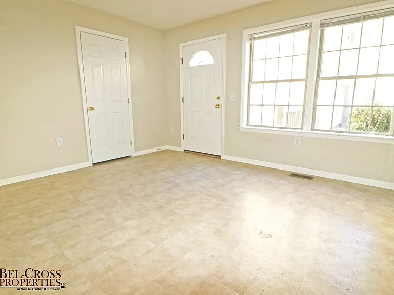 2 Pineview Pl — Photo 3