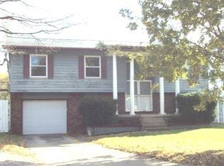 1714 E Fairlawn Dr, Urbana, IL