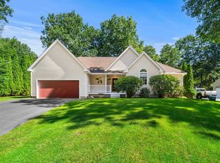 3 Joshua Rd, Amherst, NH 03031